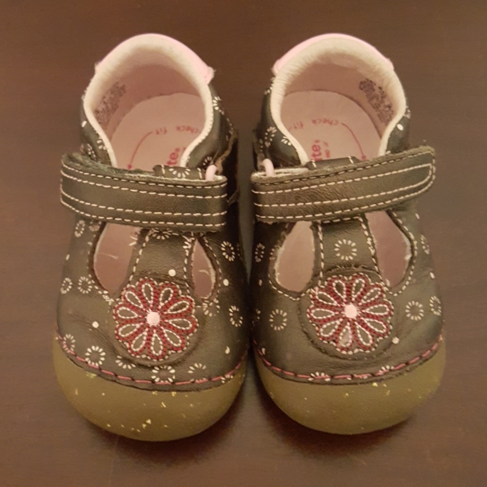 Stride right Toddler shoes
